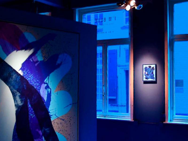 Film décoratif coloré transparent BLEU AZUR C 152 x 300 cm